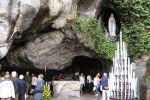 la grotto de Massabielle Lourdes (photo credit: Brunner Emmanuel Manu25 Wikipedia)